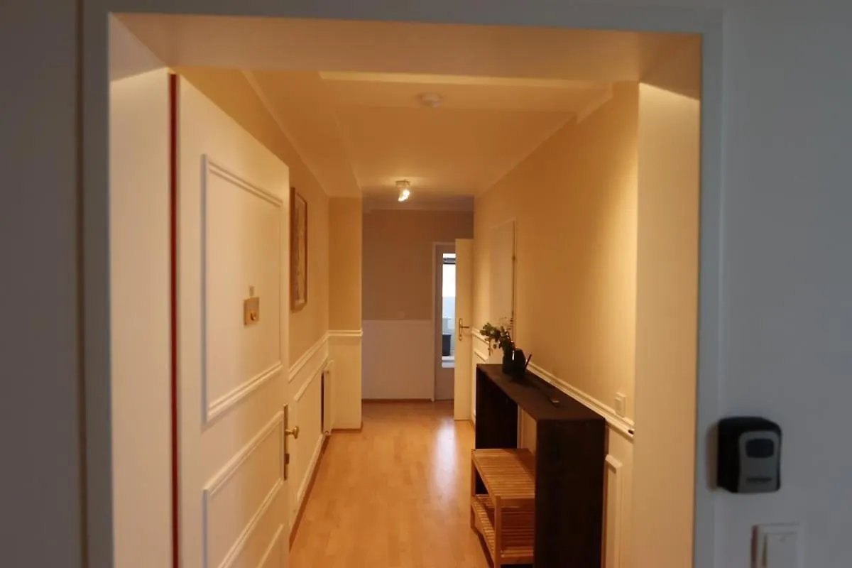 Dachgeschoss Im Altbaustil Apartment Vienna
